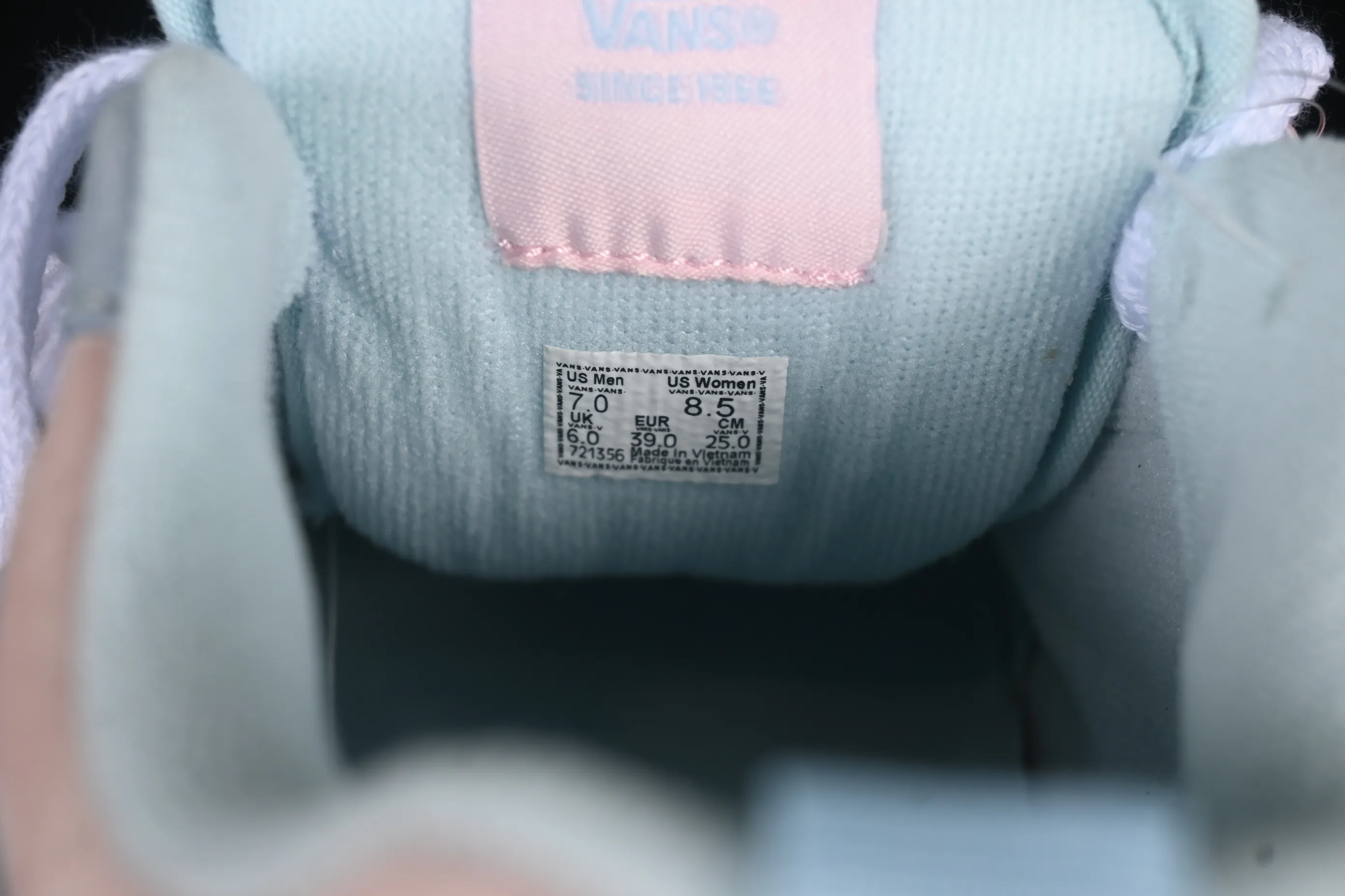 All categories Vans Vans series Vans Low Vans low-top Vans Knu Skool Vans low-top retro casual fat bread shoes VN0009QCJV6